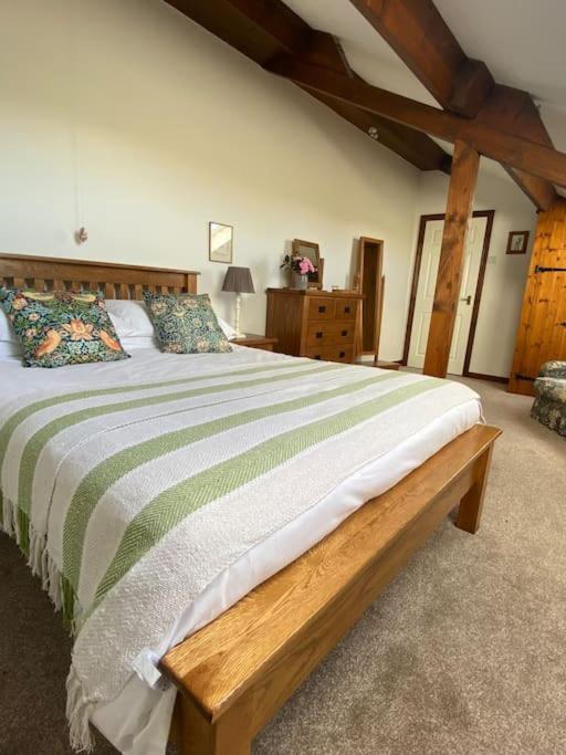 Woodland View At Hewish Mill Villa Bittadon Екстериор снимка