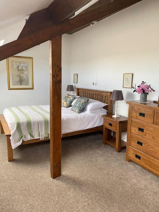 Woodland View At Hewish Mill Villa Bittadon Екстериор снимка