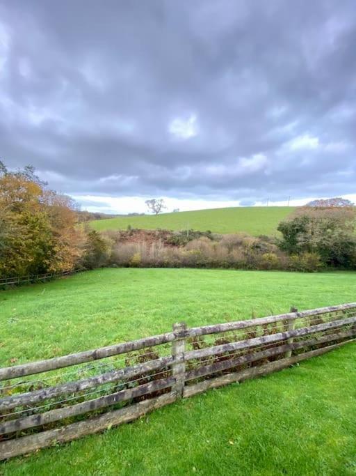 Woodland View At Hewish Mill Villa Bittadon Екстериор снимка